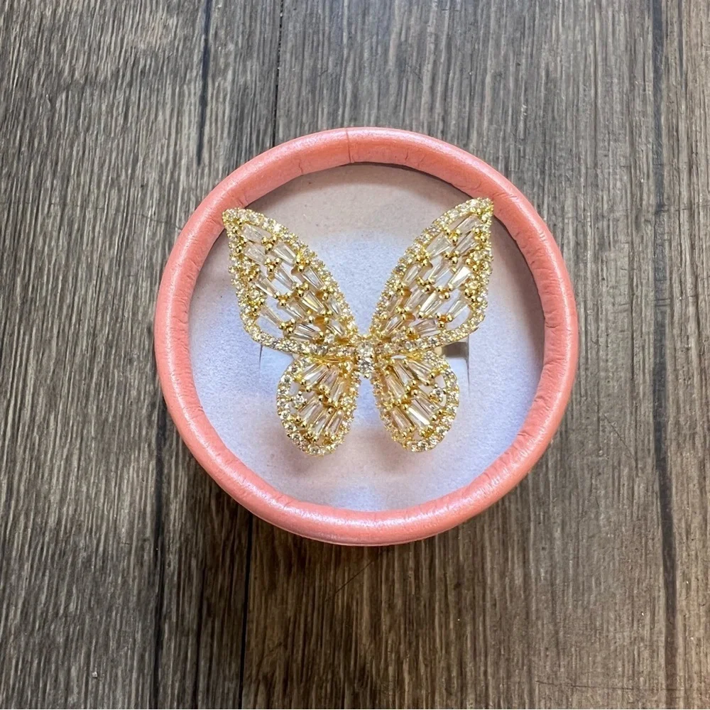 NWT Gold Butterfly Ring Rhinestone Fashion Jewelry Adjustable Back Solid Bling